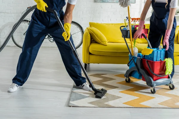 Commercial carpet cleaning